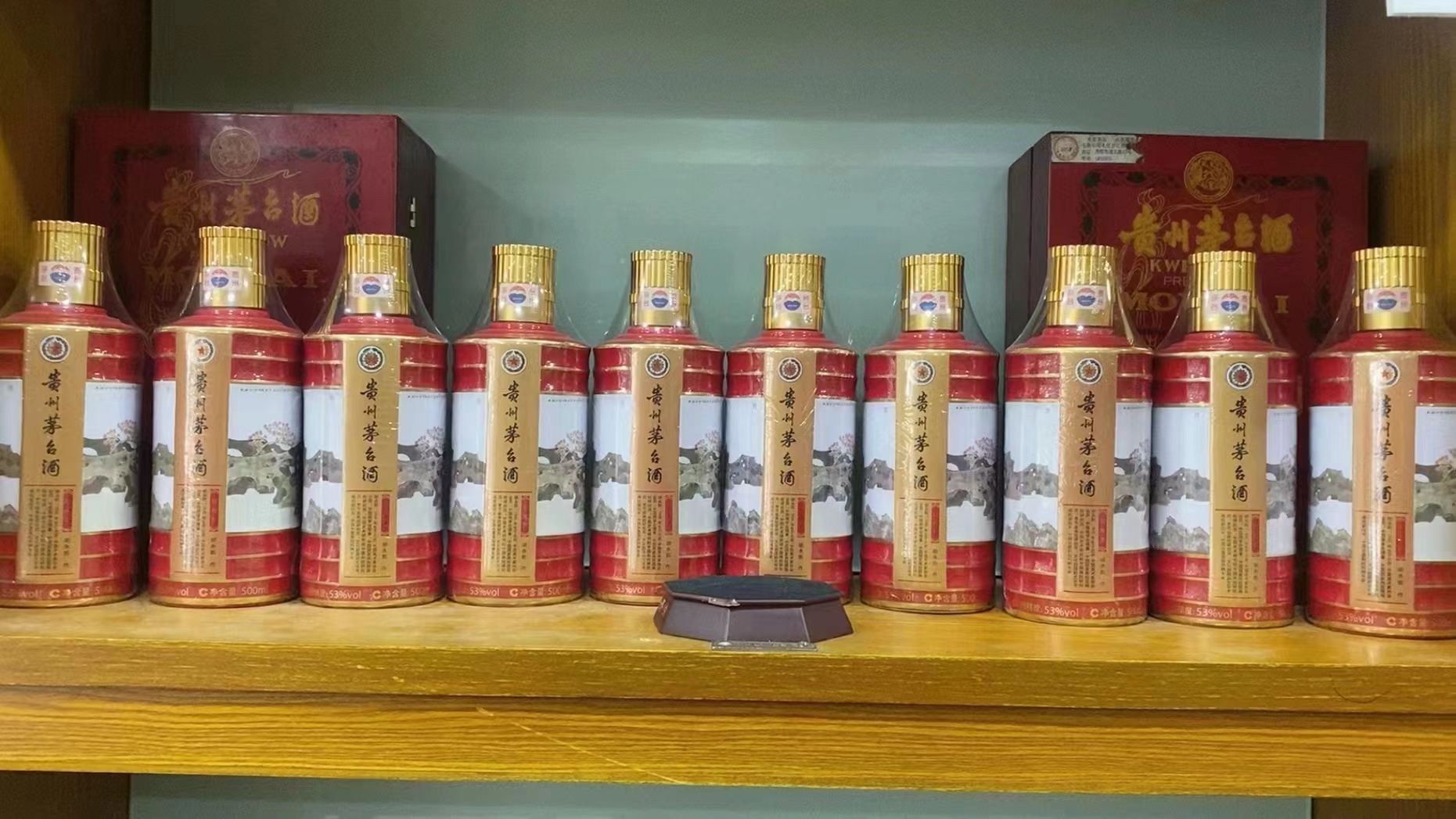 海拉尔回收50年茅台礼盒多少钱（最新更新行情）